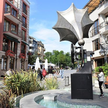 Top Center Apartment Gramophone With Private Parking Burgas Exterior foto