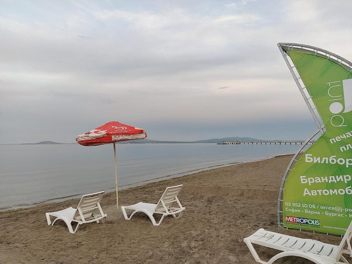 Top Center Apartment Gramophone With Private Parking Burgas Exterior foto